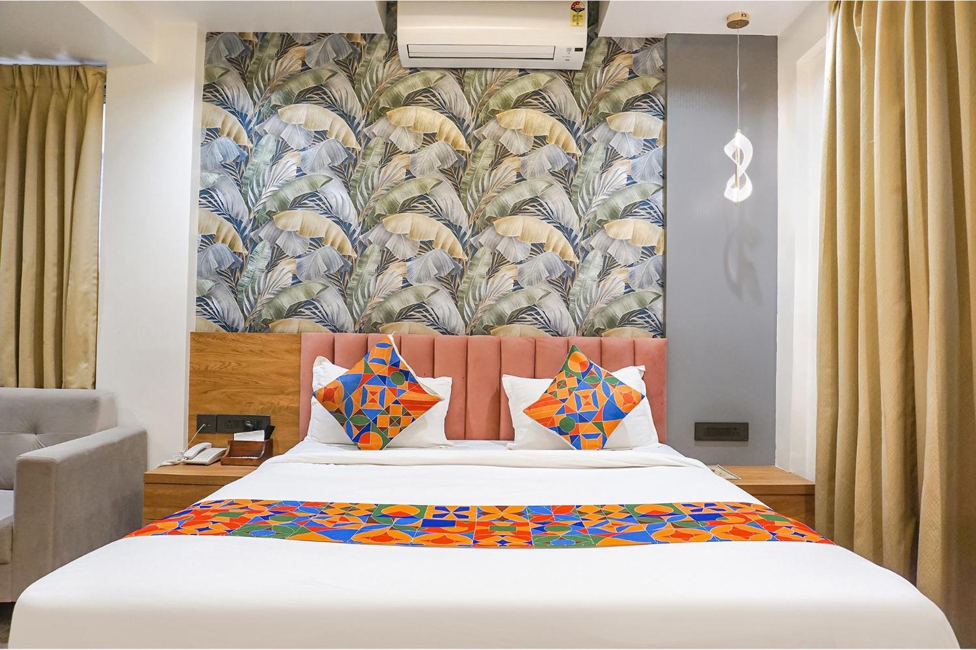 Fabhotel Prime Shourya Residency - Nr Maharshi Karve Museum Pune Exterior foto